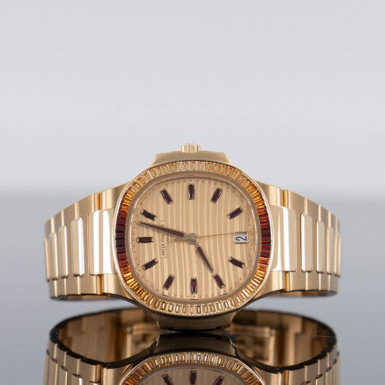 Patek Philippe 7118/1300R-001 Nautilus 35.2mm Rose Gold Wave Dial