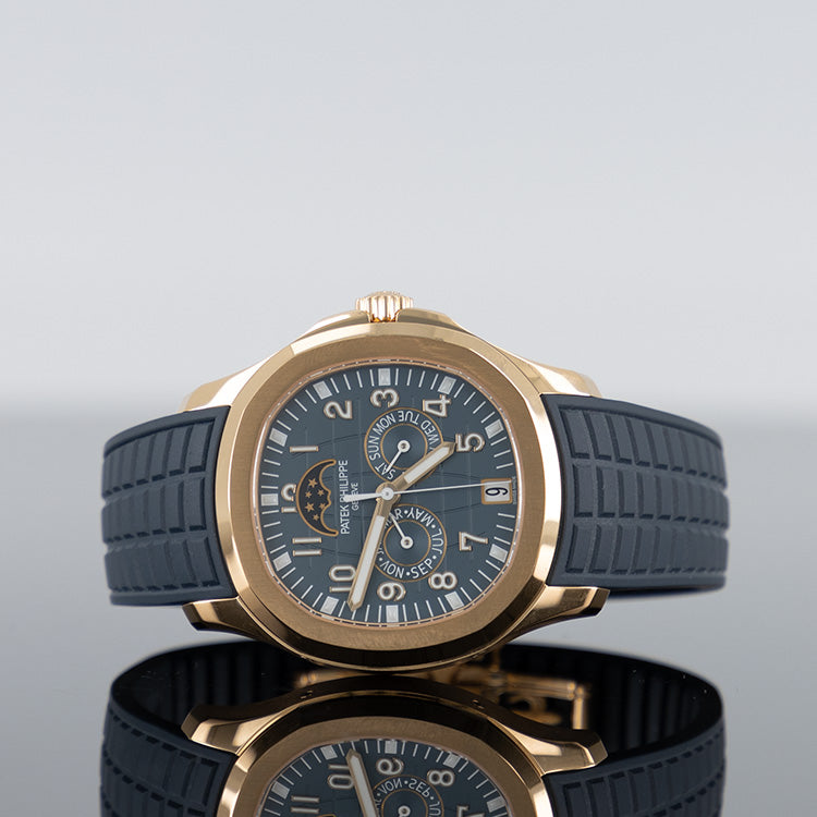 Patek Philippe 5261R-001 Aquanaut Rose Gold 39.9mm Blue-Gray Dial