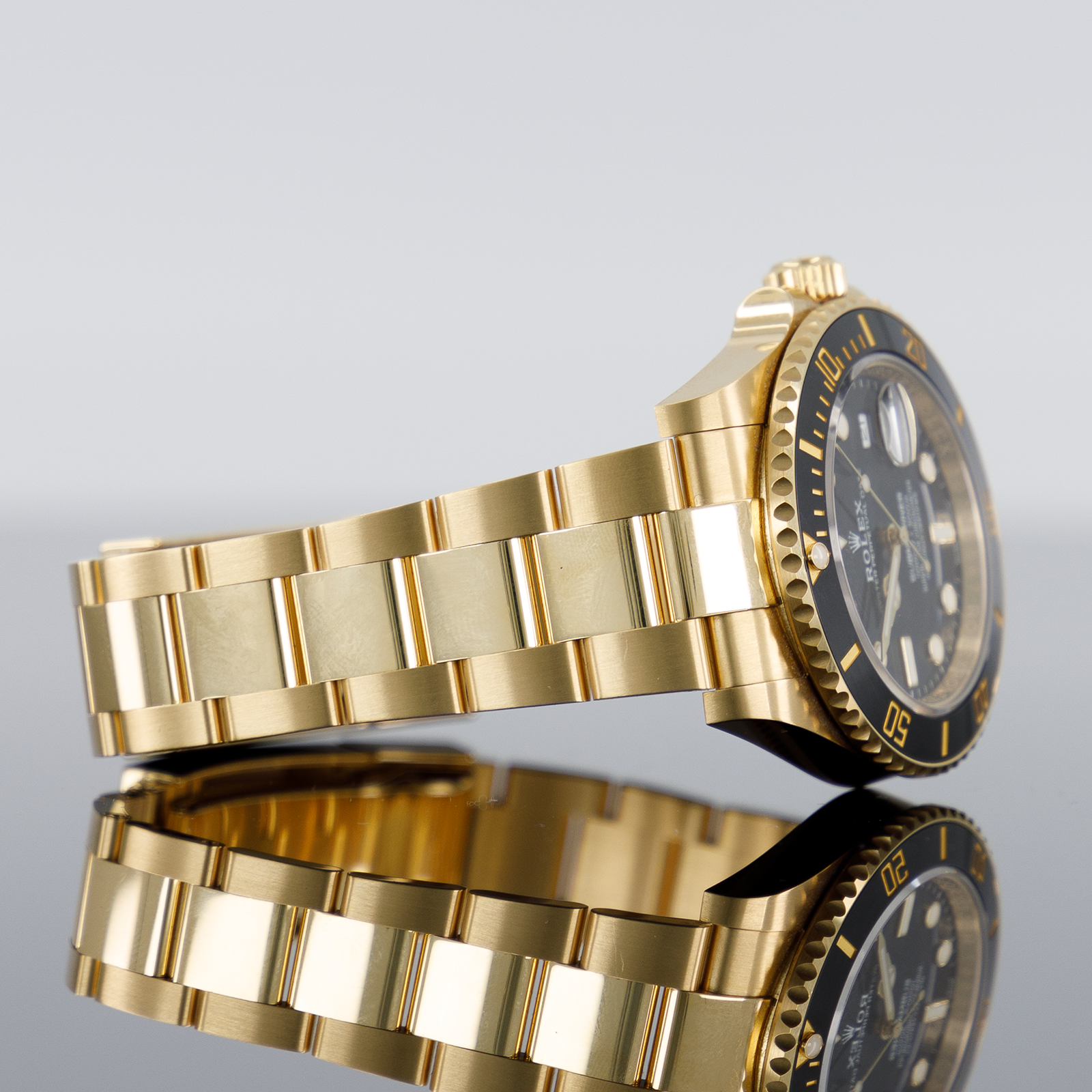 Rolex Submariner Date 41mm Yellow Gold Black Dial 126618LN Styleout Watches