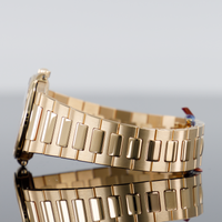 Patek Philippe 7010/1R-013 Nautilus 32mm Rose Gold Violet Dial 3