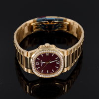 Patek Philippe 7010/1R-013 Nautilus 32mm Rose Gold Violet Dial 5