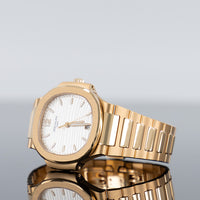 Patek Philippe 7118/1R-001 Nautilus 35.2mm Rose Gold Silvery Opaline Dial 2