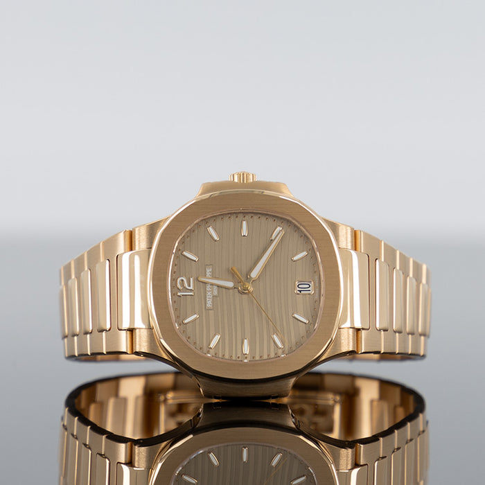 Patek Philippe 7118/1R Nautilus 35.2mm Golden Brown Opaline Rose Gold