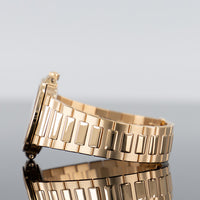 Patek Philippe 7118/1R Nautilus 35.2mm Golden Brown Opaline Rose Gold 3