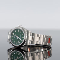 Rolex Oyster Perpetual 31mm Steel Green Dial 277200 2