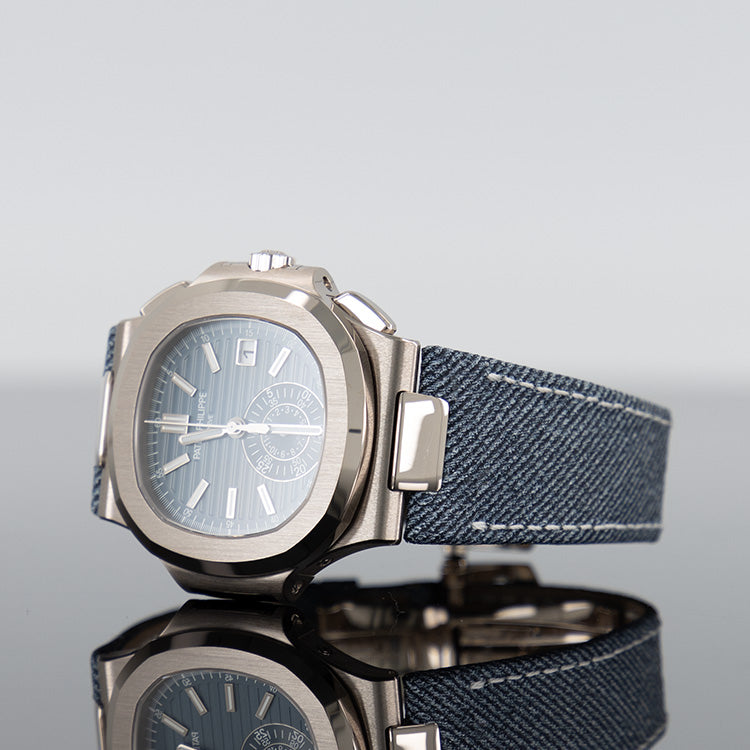 Patek Philippe 5980/60G-001 Nautilus 40.5mm Blue-gray Dial