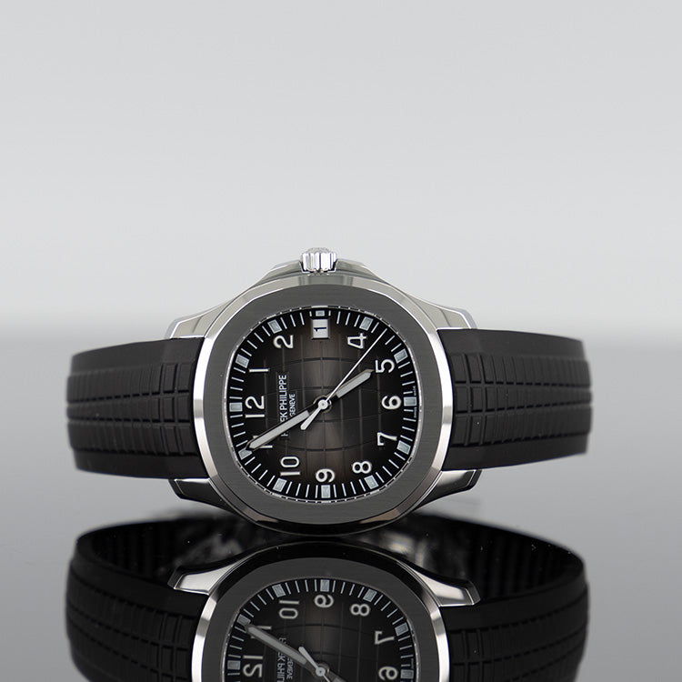 Patek Philippe 5167A-001 Aquanaut 40.8mm Steel Black Dial