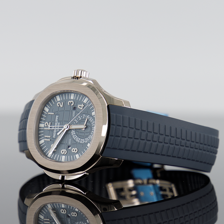 Patek Philippe 5164-G Aquanaut White Gold 40.8mm Blue Gray Dial