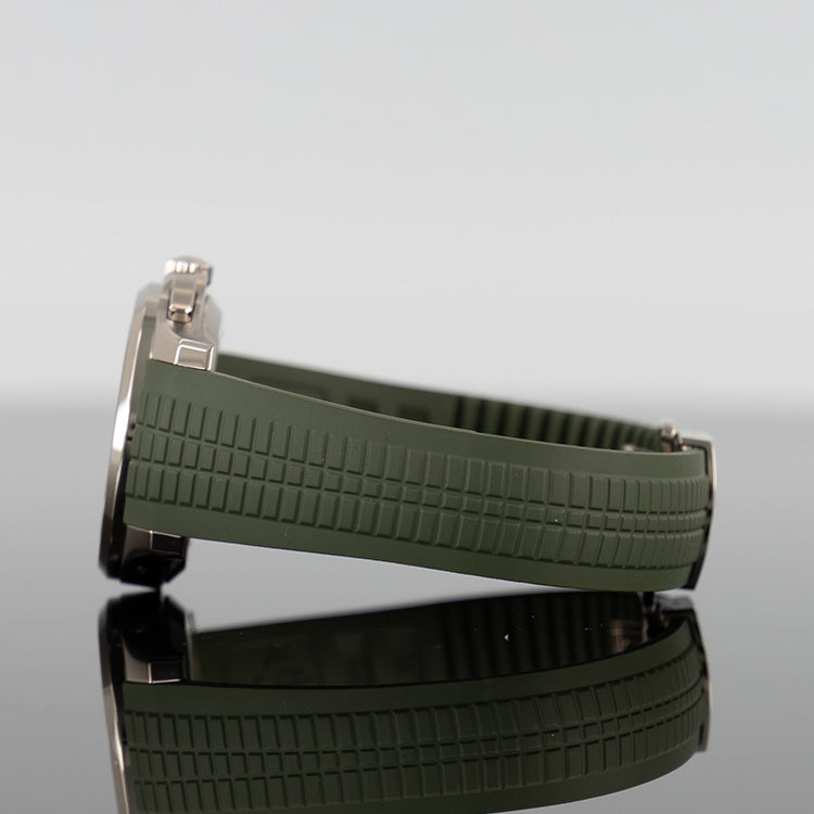 Patek Philippe 5968G-010 Aquanaut White Gold 42.2mm Green Dial