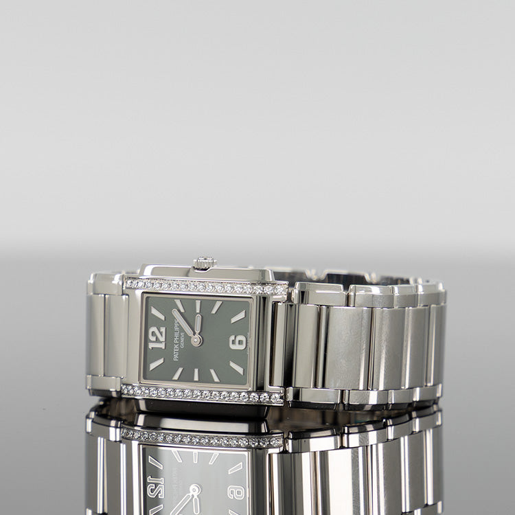Patek Philippe 4910/1200A-011 Twenty-4 30mm Steel Green Dial