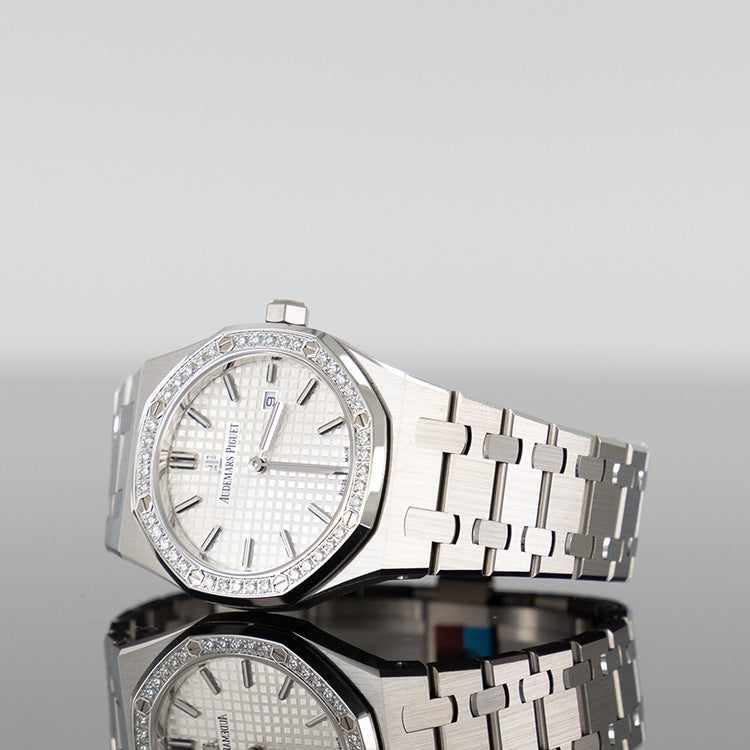 Audemars Piguet Royal Oak 33mm Steel Diamond Bezel White Dial 67651ST.ZZ.1261ST.01