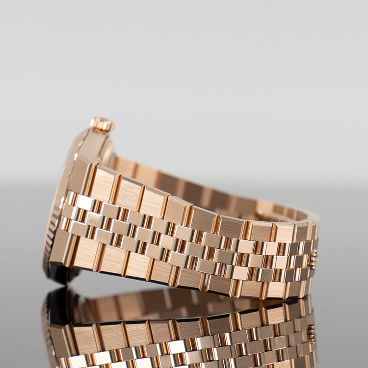 Rolox Land-Dweller 40mm Rose Gold White Honeycomb-Motif Dial 127335