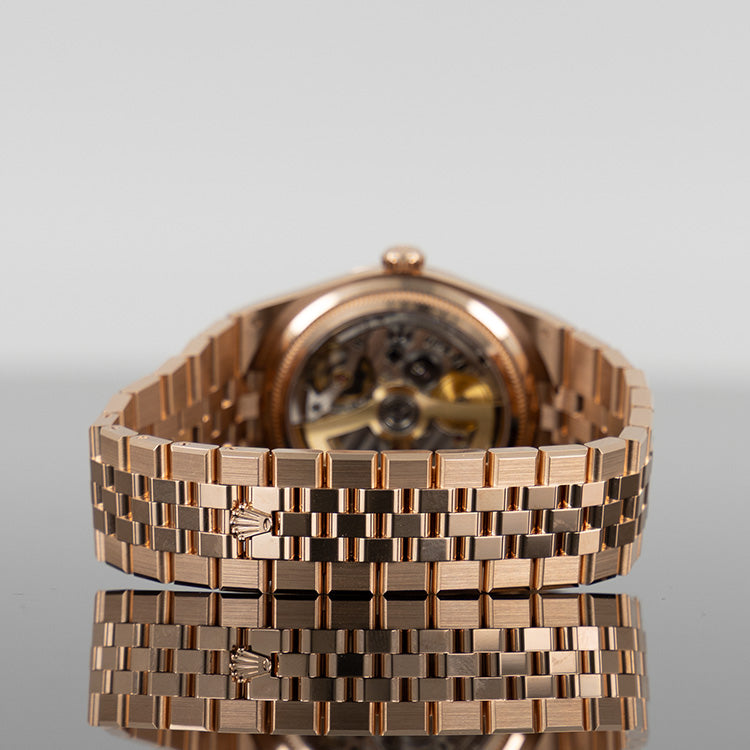 Rolox Land-Dweller 40mm Rose Gold White Honeycomb-Motif Dial 127335