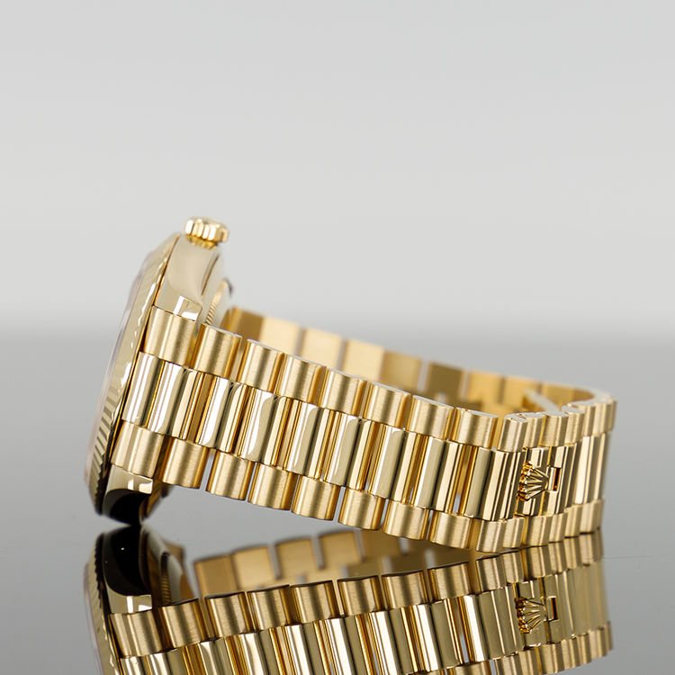Rolex Day-Date 40mm Yellow Gold Champagne Roman Dial 228238