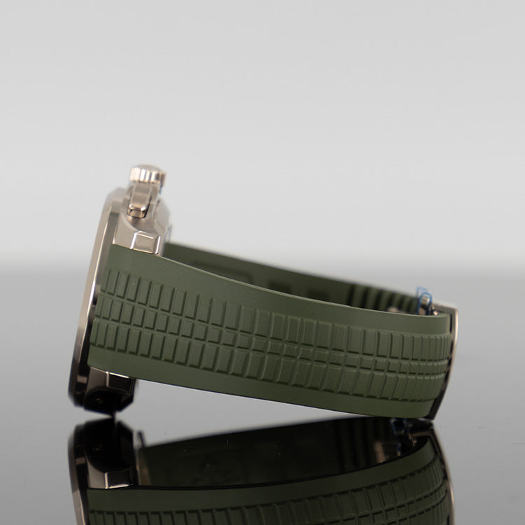 Patek Philippe 5968G-010 Aquanaut White Gold 42.2mm Green Dial