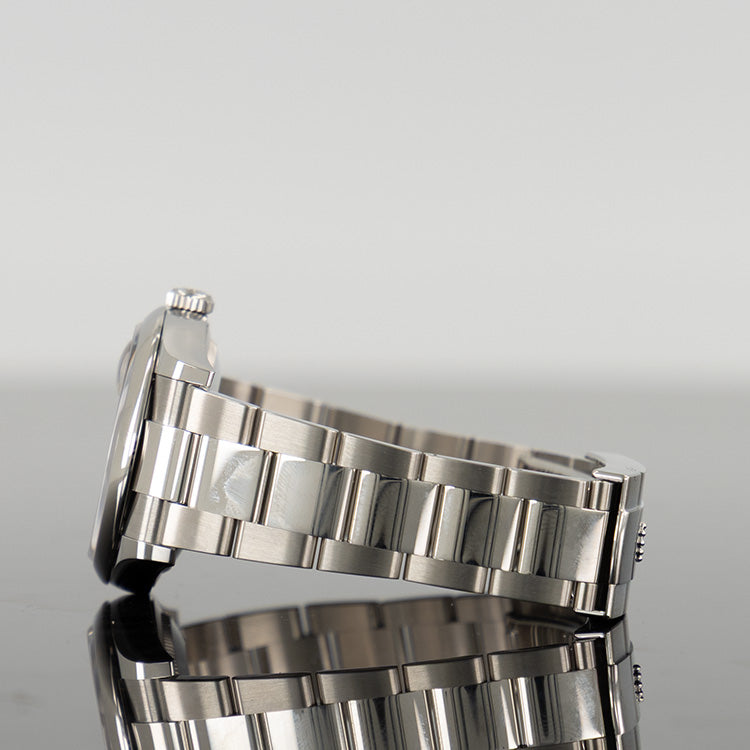 Rolex Datejust 36mm Oystersteel Smooth Bezel Black Dial 126200