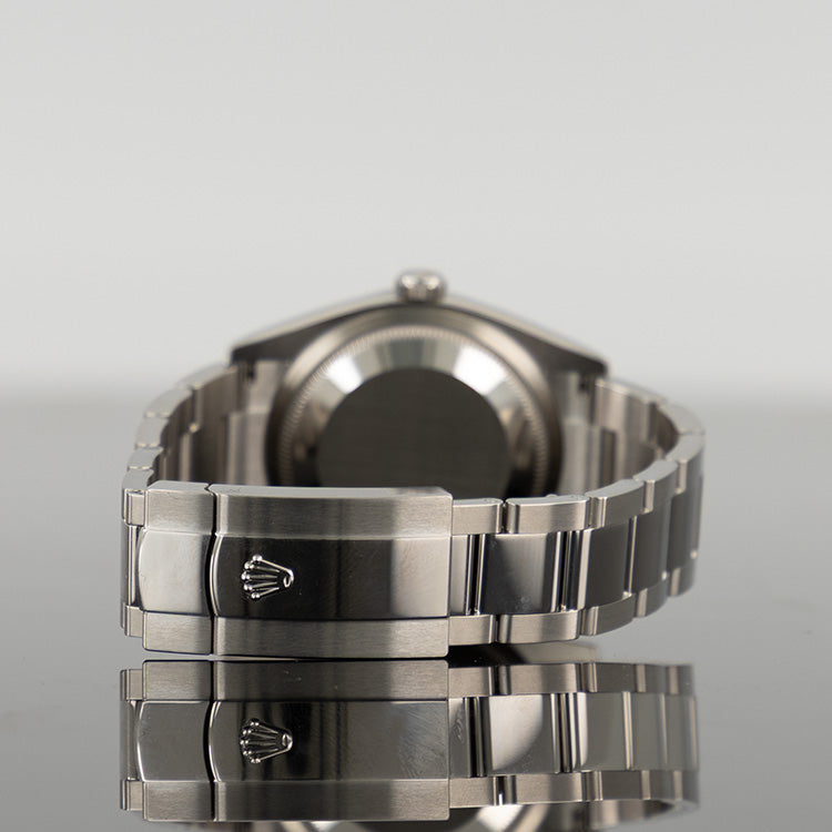 Rolex Datejust 36mm Oystersteel Smooth Bezel Black Dial 126200