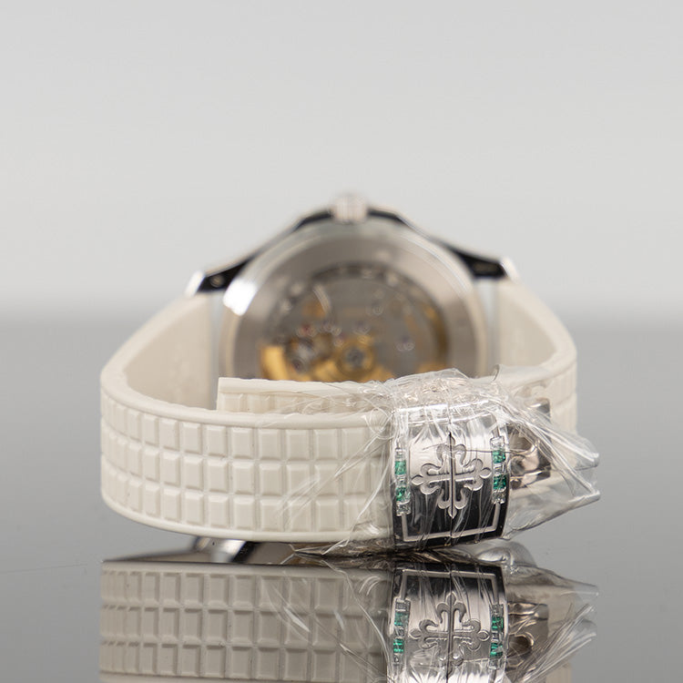 Patek Philippe 5062/450G-010 Aquanaut 38.8mm White Gold Diamonds and Emerald Dial